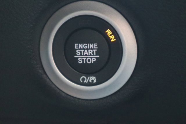 New 2026 Chrysler Pacifica Pinnacle image 11