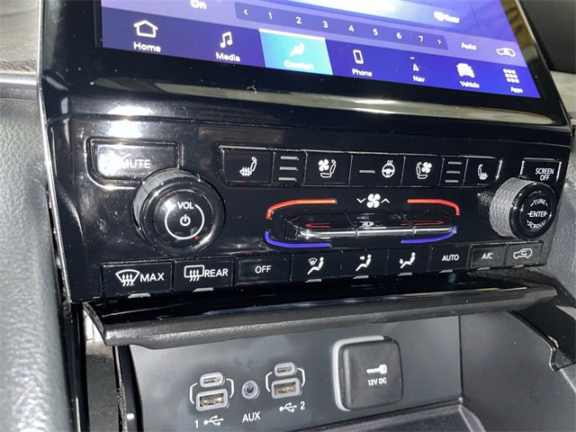 Used 2023 Jeep Grand Cherokee L Overland w/ Luxury Tech Group IV image 31