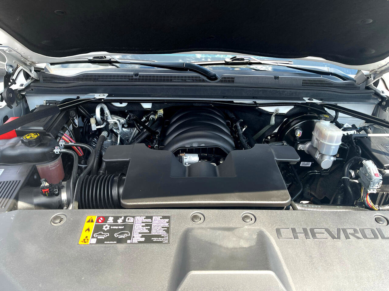 Used 2018 Chevrolet Suburban LT image 22