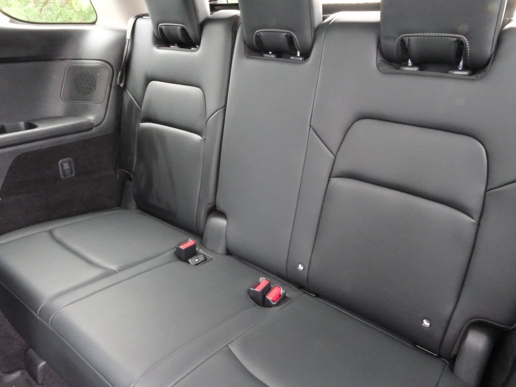 Used 2025 Nissan Pathfinder Platinum AWD/4WD image 34