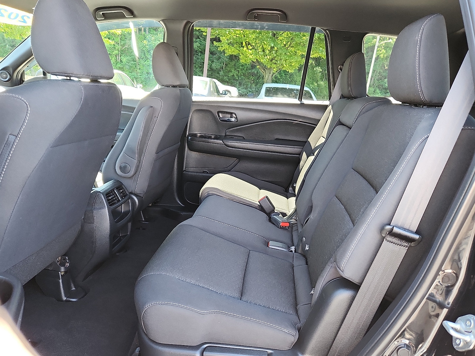 Used 2021 Honda Passport Sport image 10