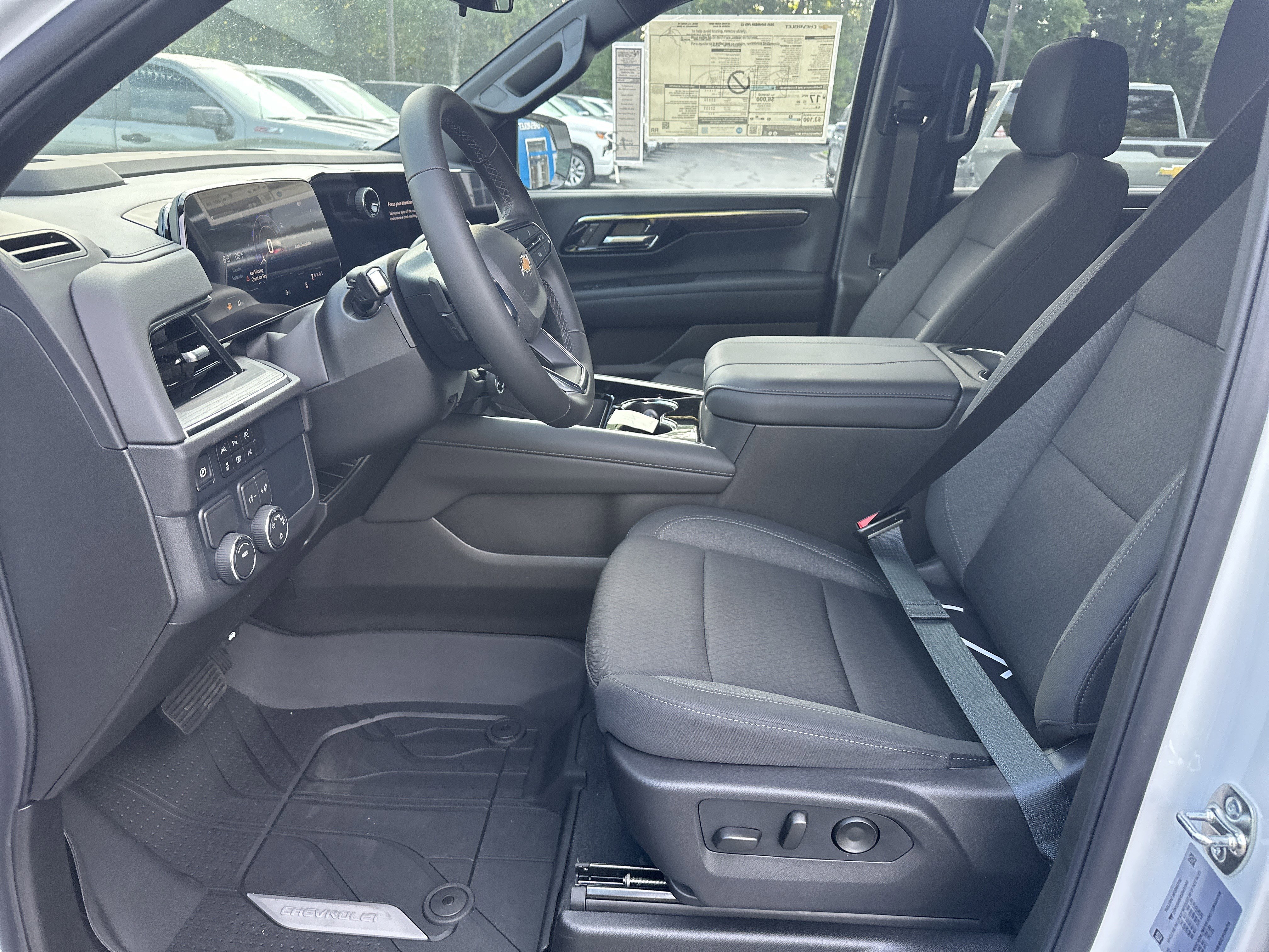 New 2025 Chevrolet Suburban LS RWD image 9