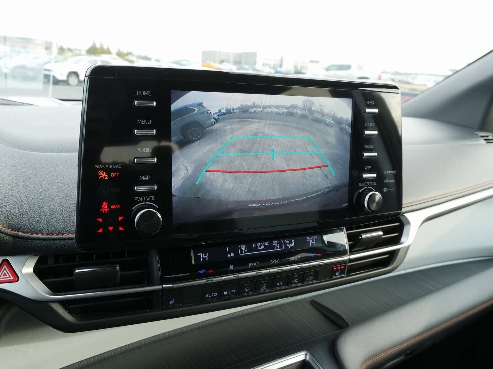 Used 2023 Toyota Sienna XSE image 29