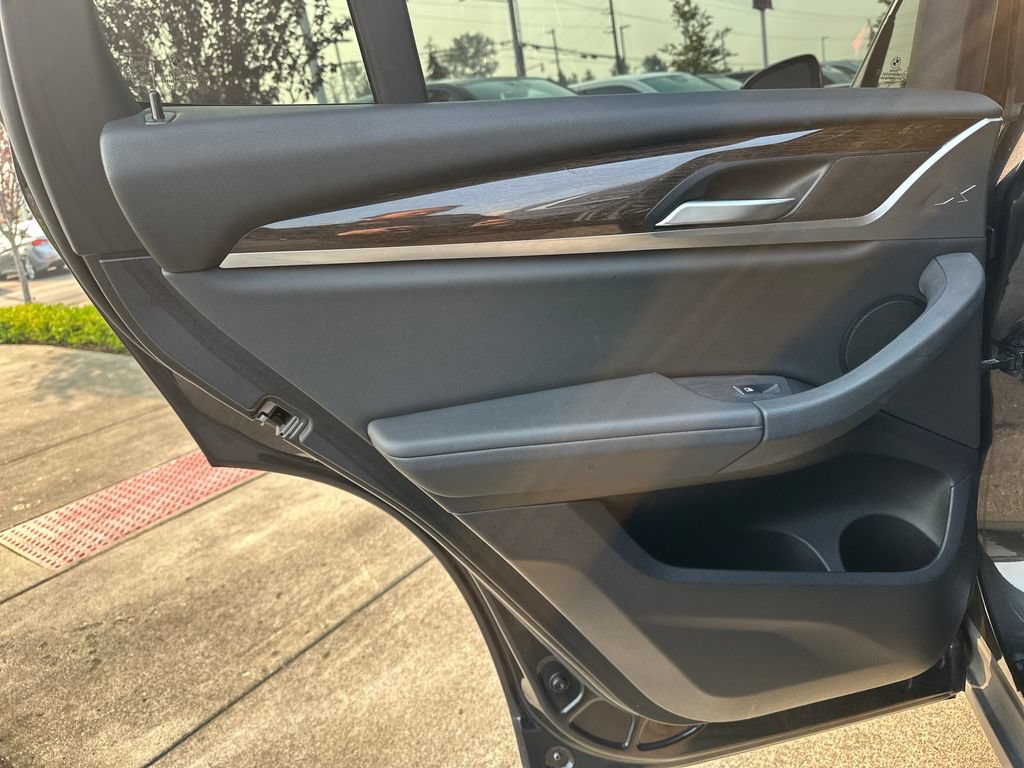 Used 2018 BMW X3 xDrive30i AWD/4WD image 13