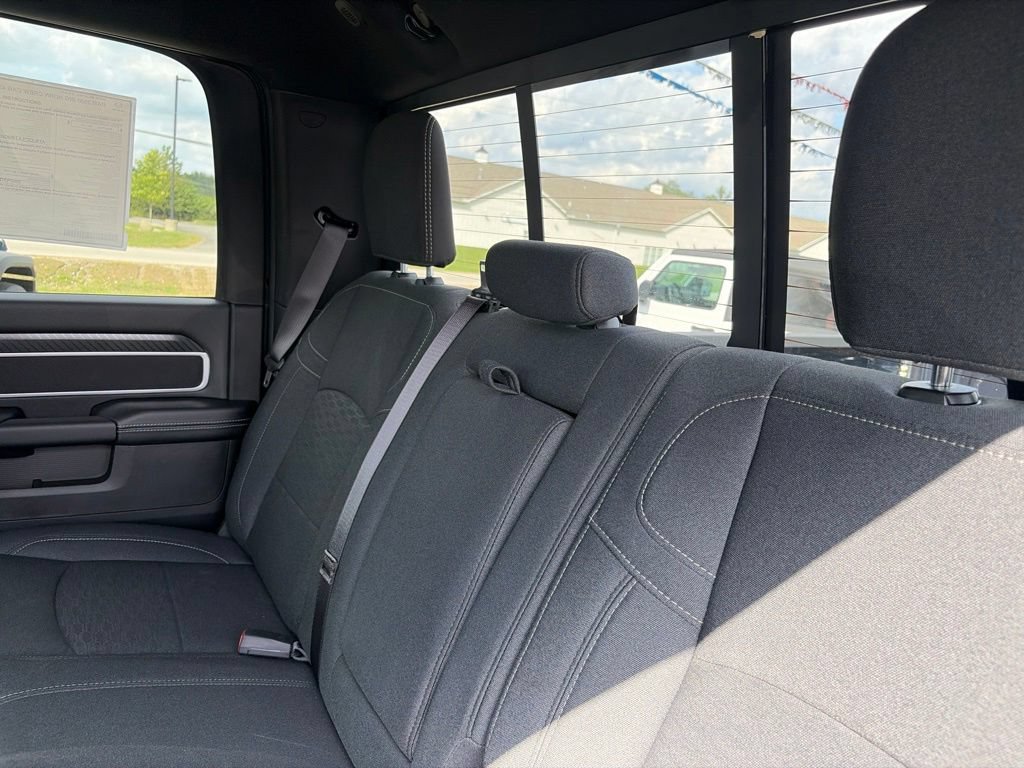 New 2026 RAM 2500 Big Horn AWD/4WD image 18
