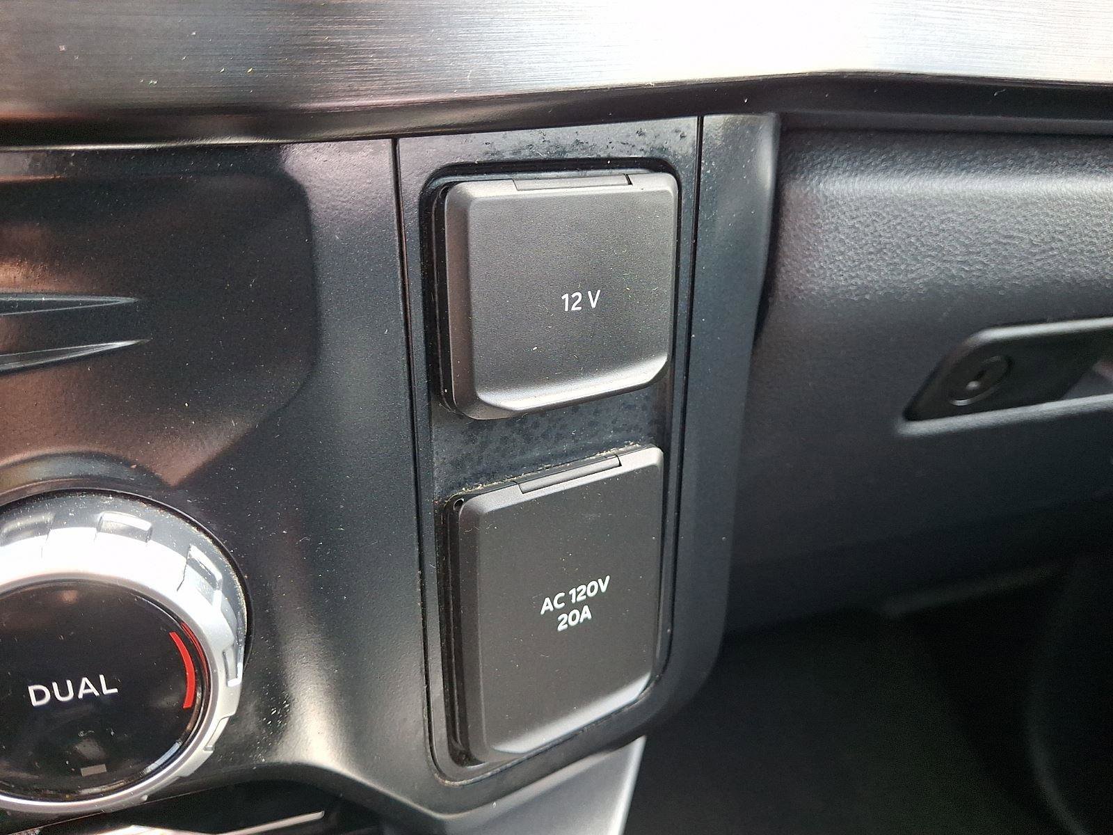 Used 2023 Ford F250 Lariat w/ Lariat Ultimate Package AWD/4WD image 26