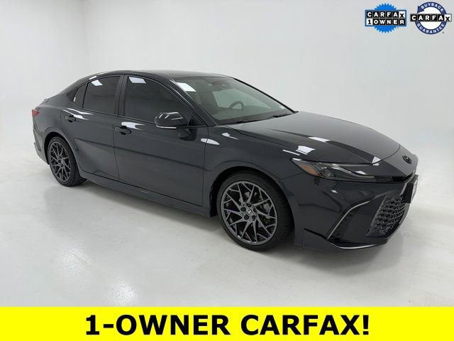 Used 2025 Toyota Camry XSE FWD image 1