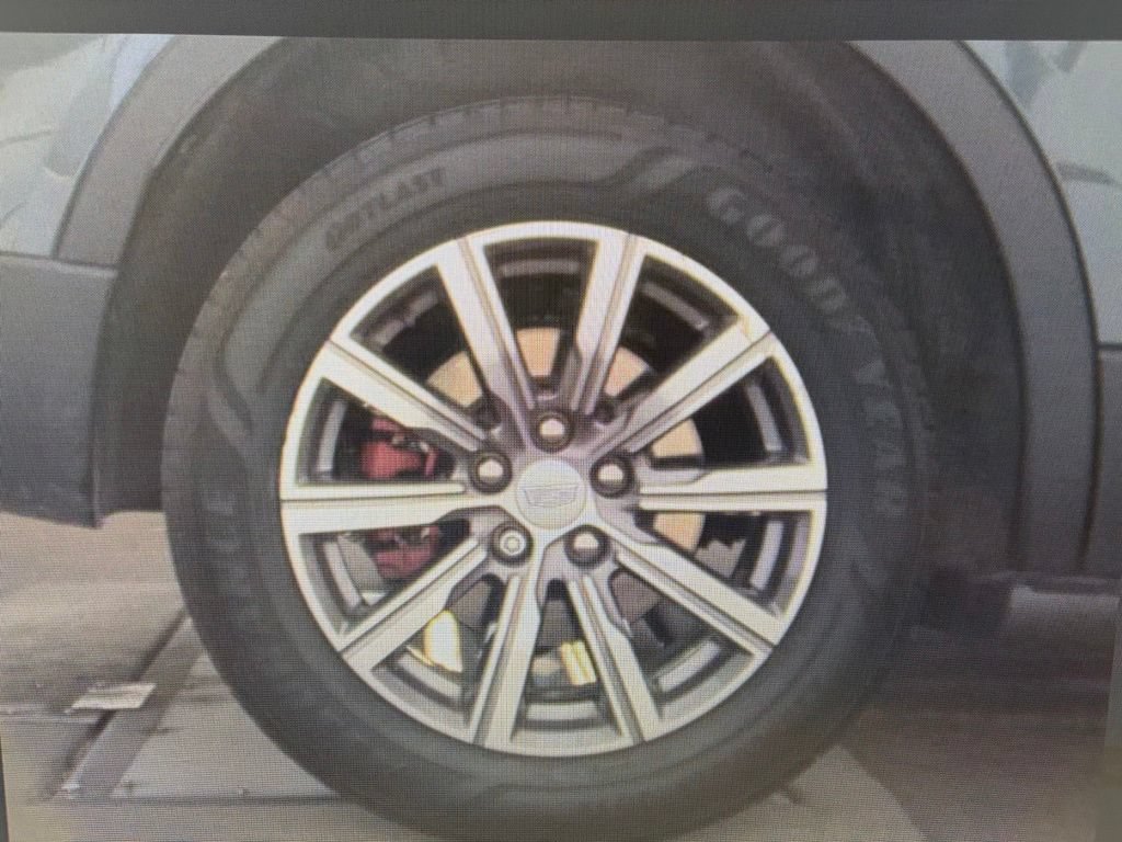 Used 2021 Cadillac XT4 Sport AWD/4WD image 17