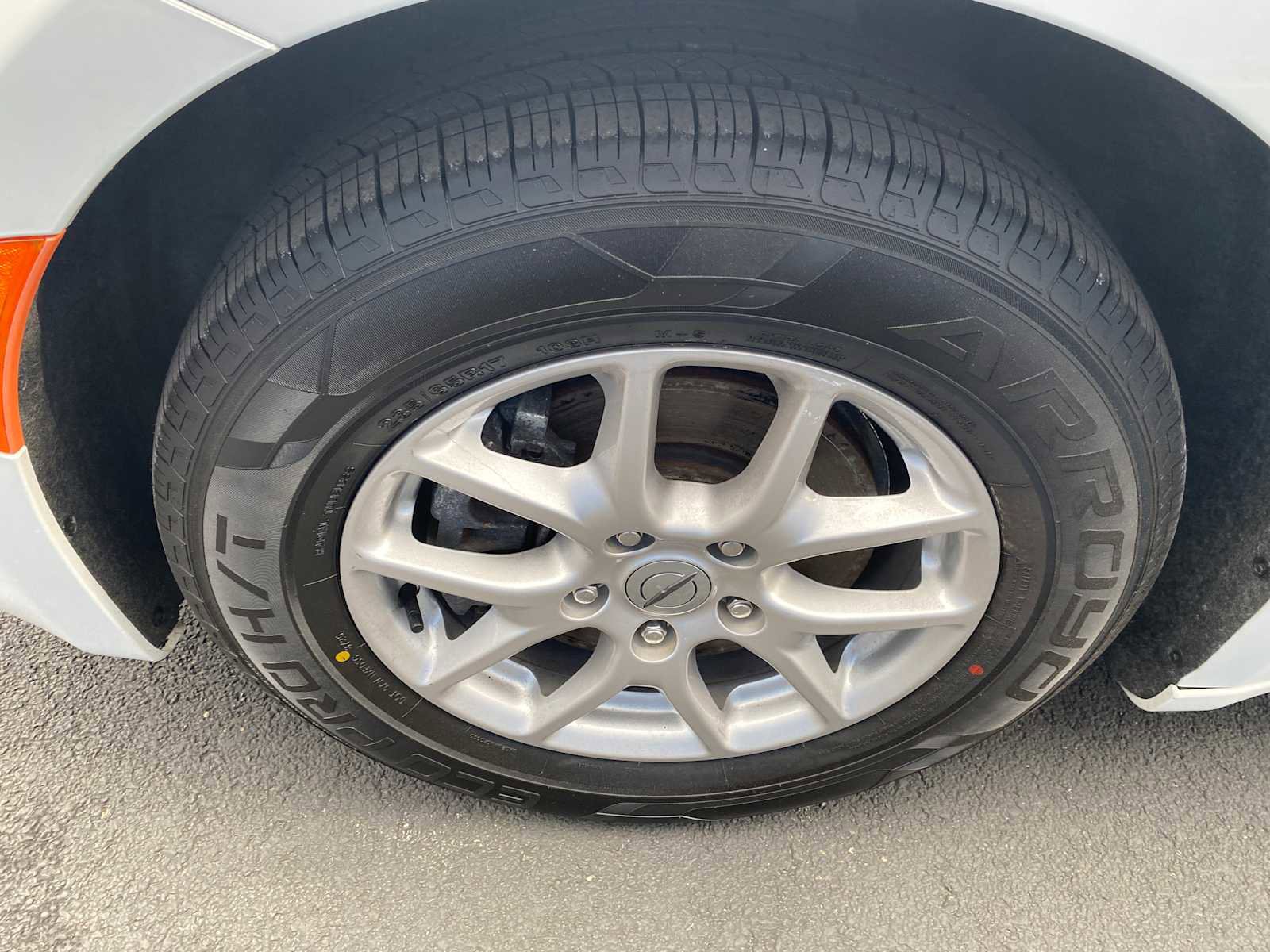 Used 2024 Chrysler Voyager LX image 42