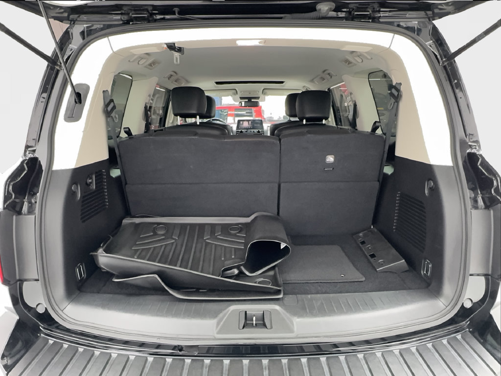 Used 2021 Nissan Armada SL w/ Captain's Chairs Package AWD/4WD image 18