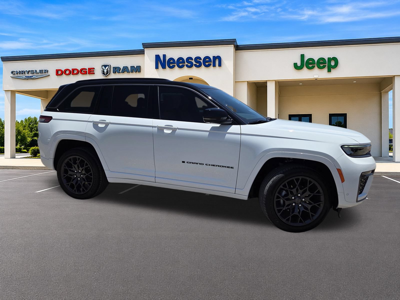 New 2026 Jeep Grand Cherokee Summit AWD/4WD video 1