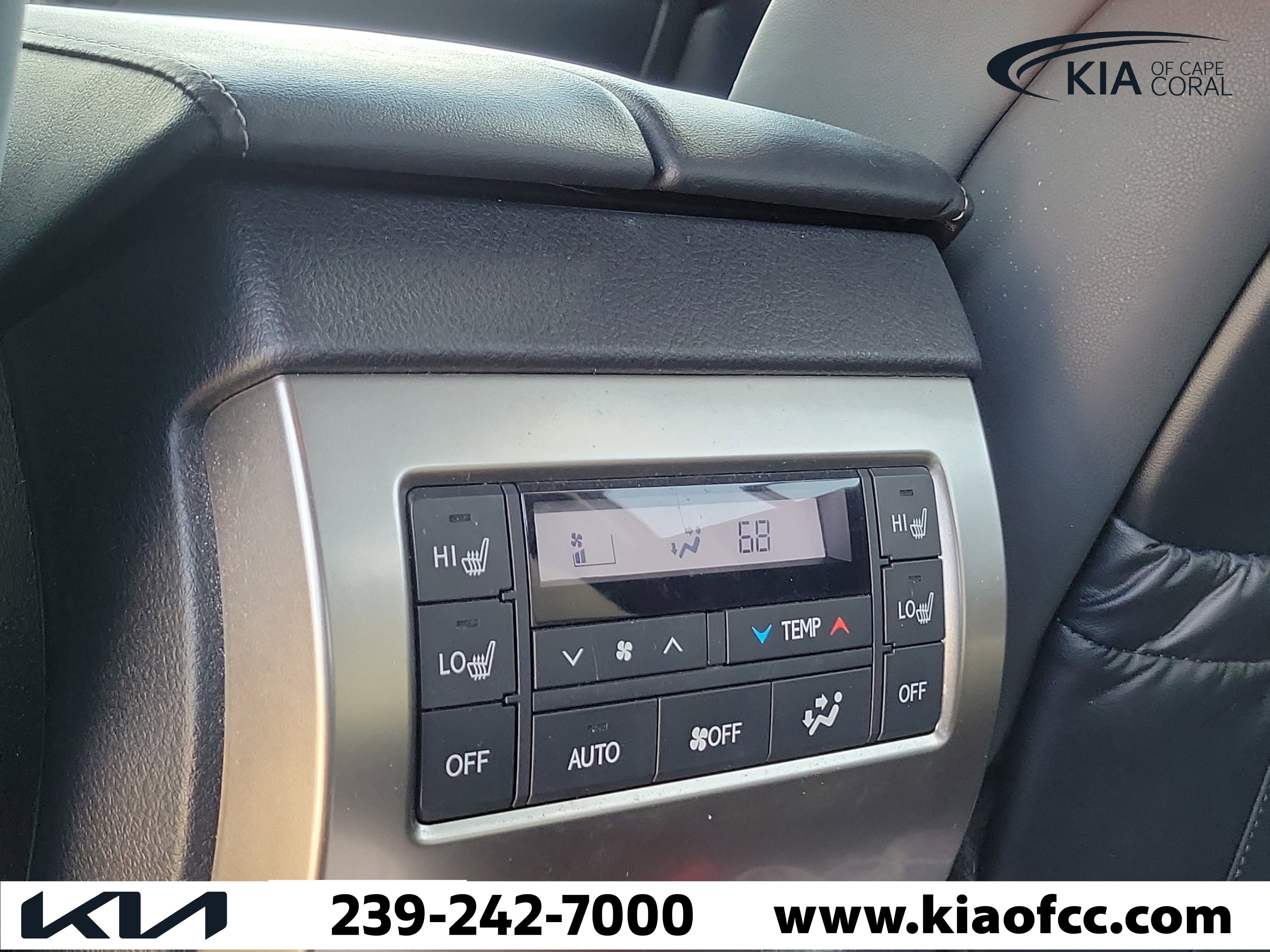 Used 2023 Lexus GX 460 Premium w/ Accessory Package image 13