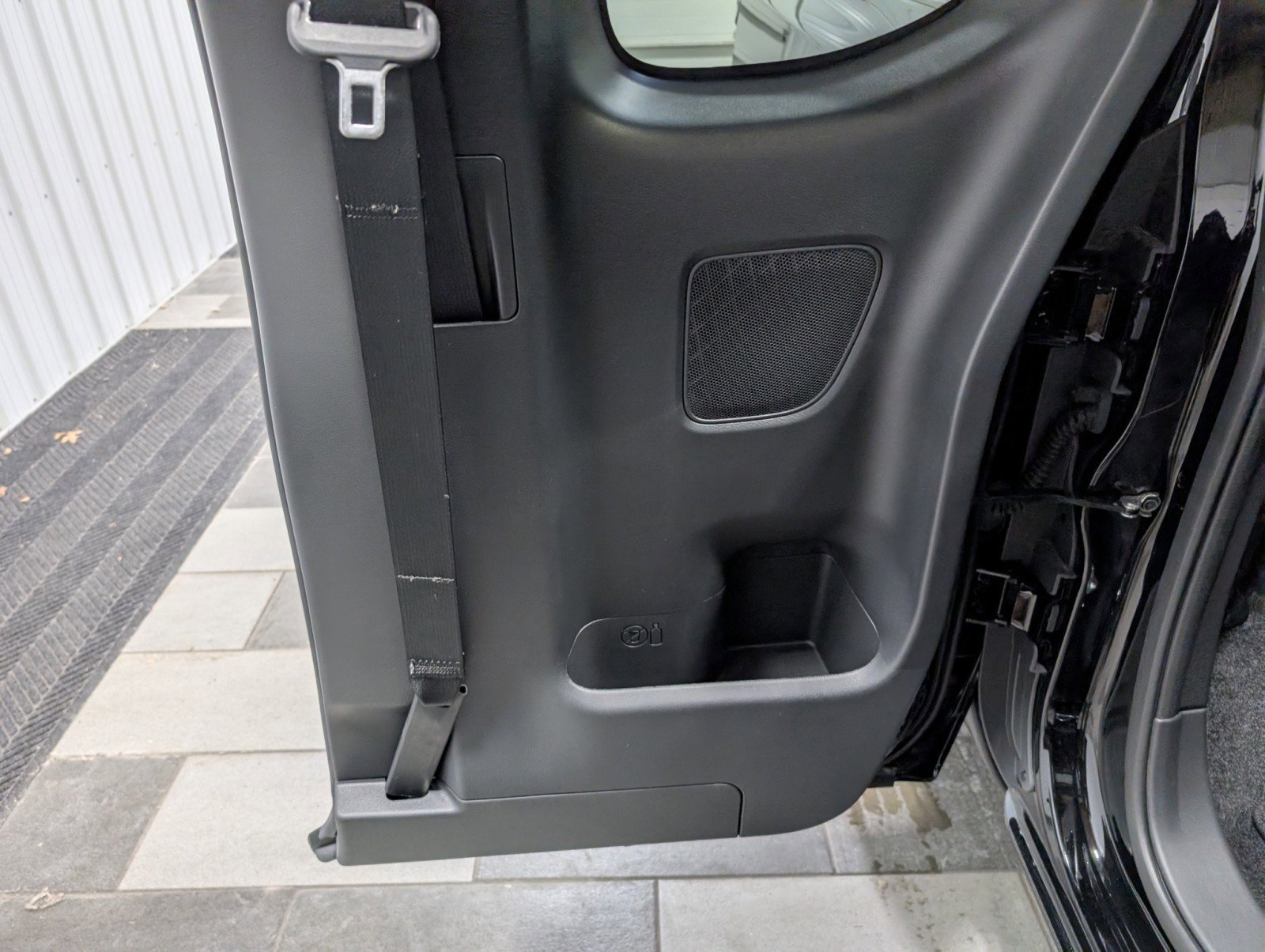 Used 2025 Nissan Frontier S image 24