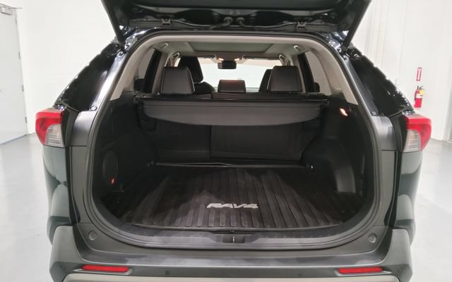 Used 2019 Toyota RAV4 Limited w/ Advanced Technology Package AWD/4WD image 13