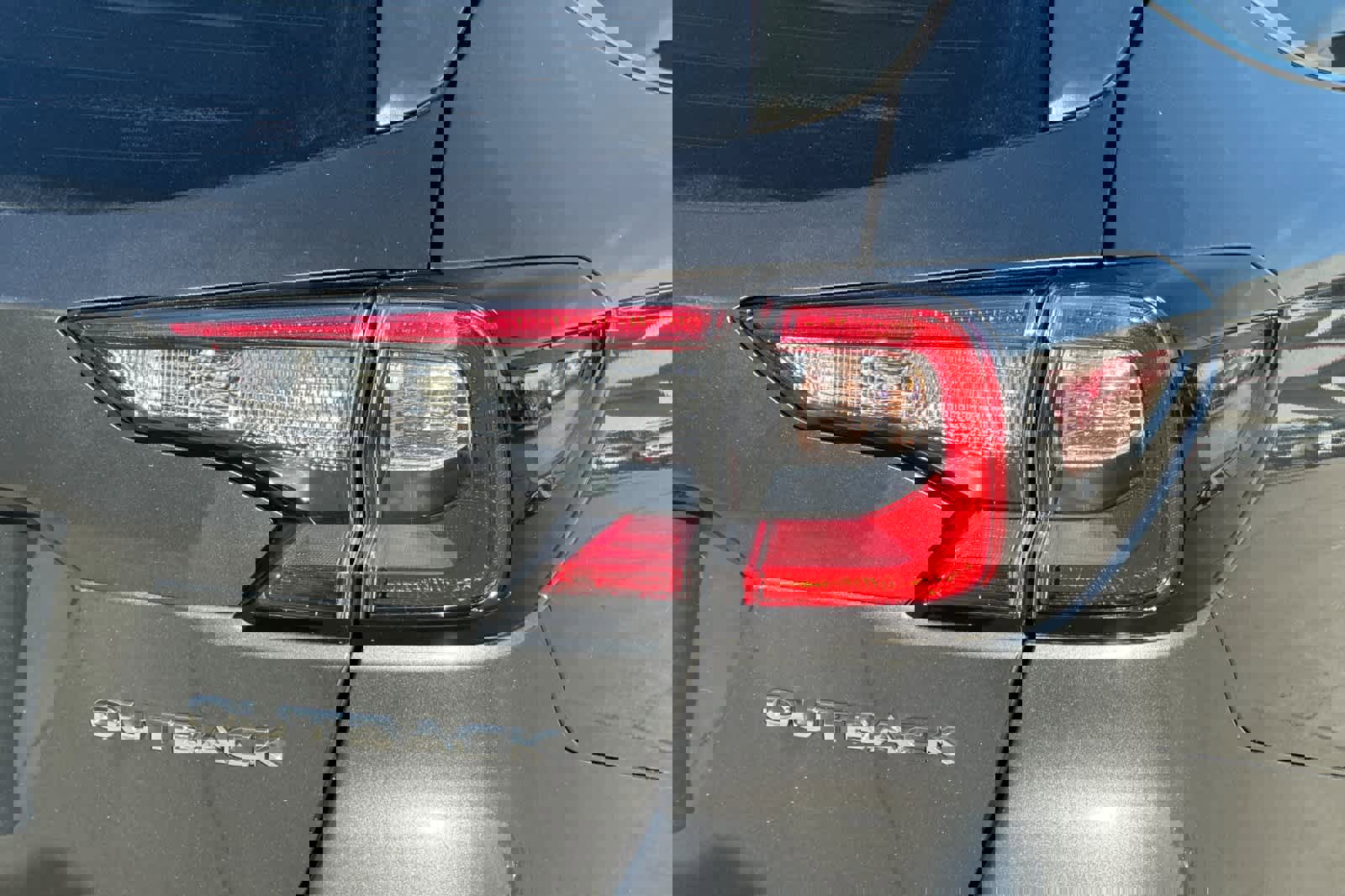 New 2025 Subaru Outback Premium image 29