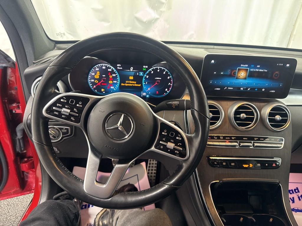 Used 2022 Mercedes-Benz GLC 300 4MATIC w/ AMG Line image 17