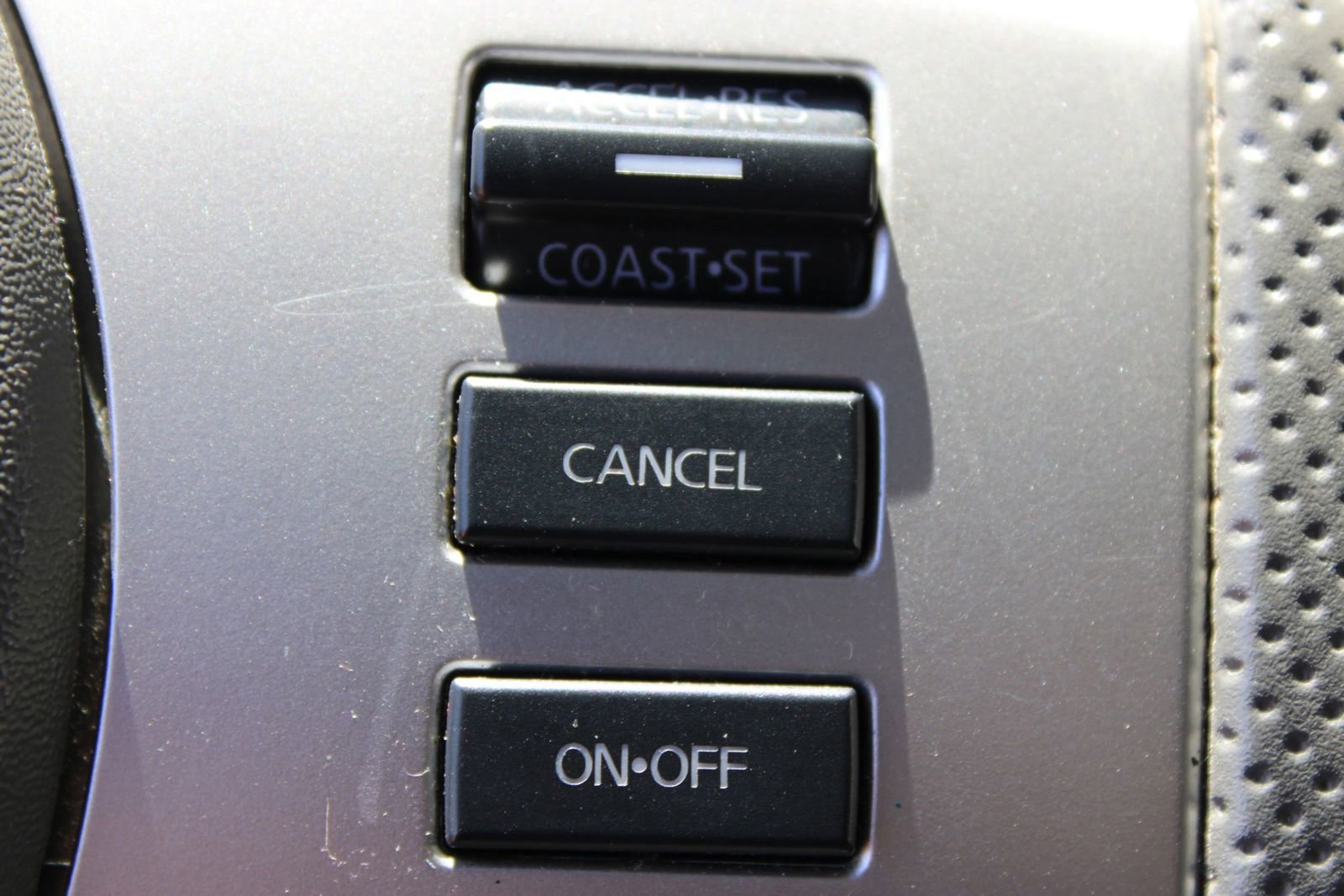 Used 2014 Nissan Frontier SV w/ SV Value Truck Package image 28