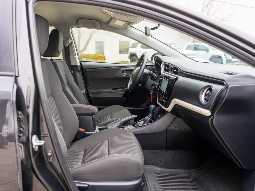 Used 2016 Scion iM Base image 10