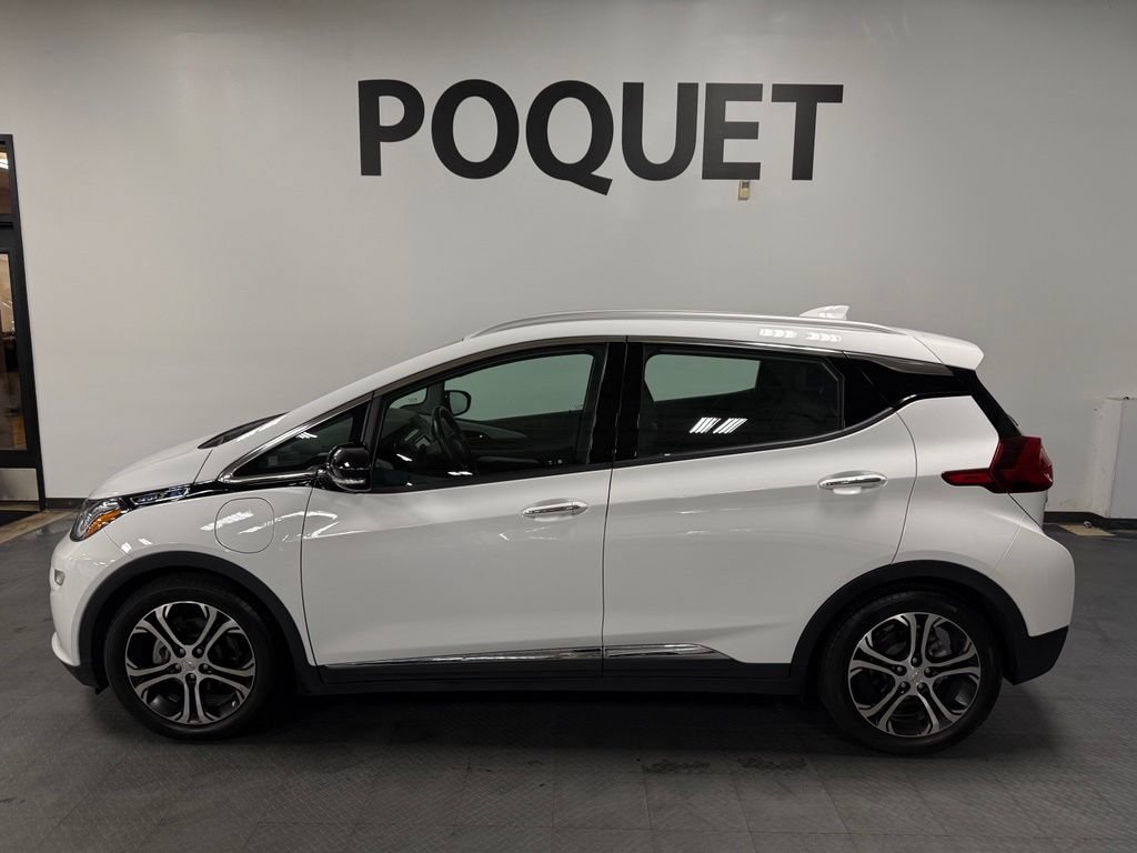 Used 2020 Chevrolet Bolt Premier w/ Infotainment Package FWD image 1