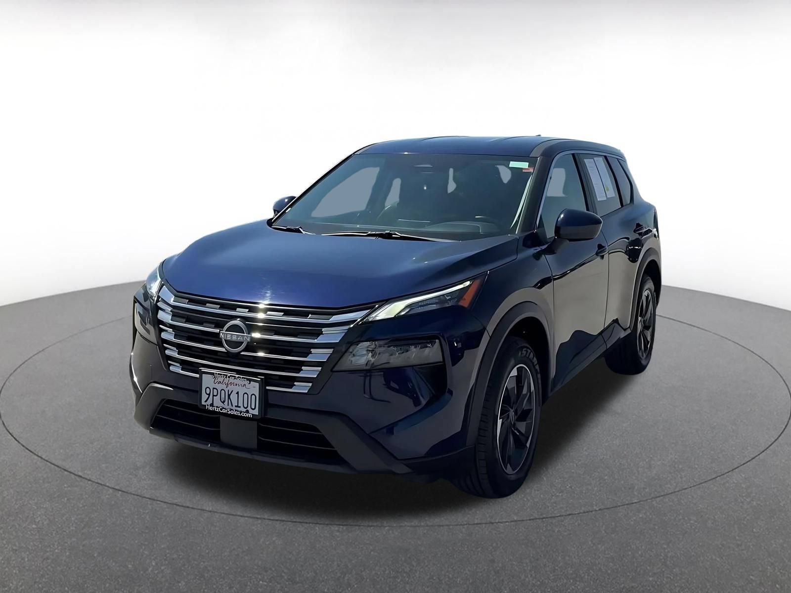 Used 2025 Nissan Rogue SV FWD image 6