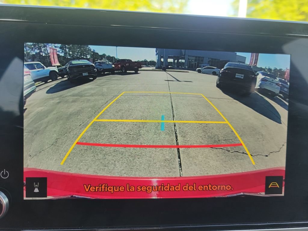 Used 2025 Toyota Camry SE w/ Convenience Package FWD image 29