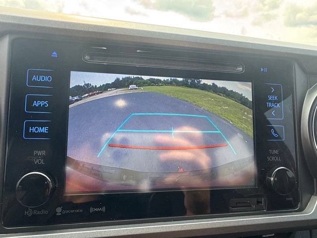 Used 2017 Toyota Tacoma 4x4 Double Cab image 33