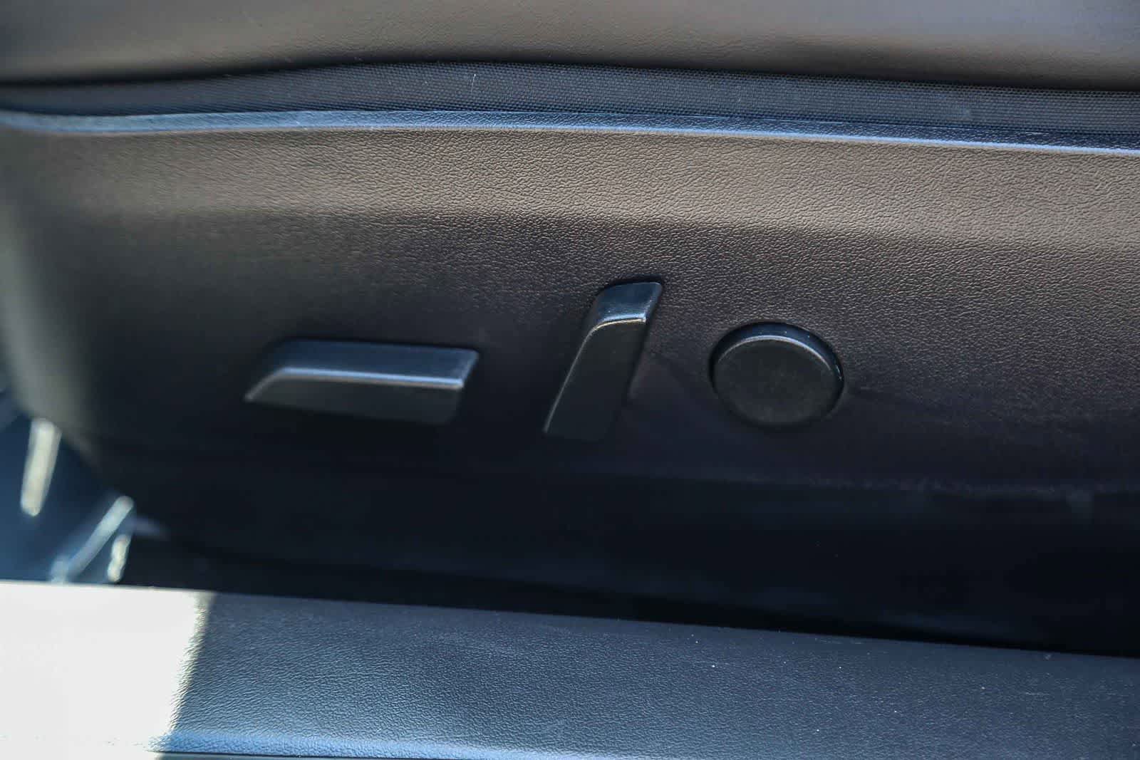 Used 2020 Tesla Model 3 Standard Range Plus RWD image 22