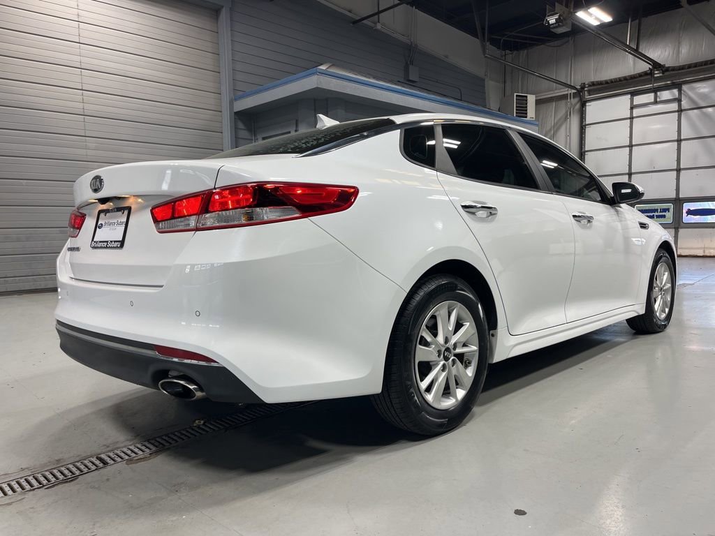 Used 2016 Kia Optima LX w/ LX Convenience Package FWD image 7