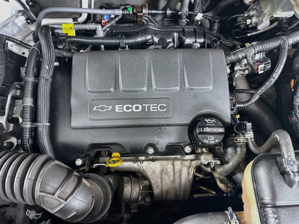 Used 2020 Chevrolet Trax LS FWD image 36