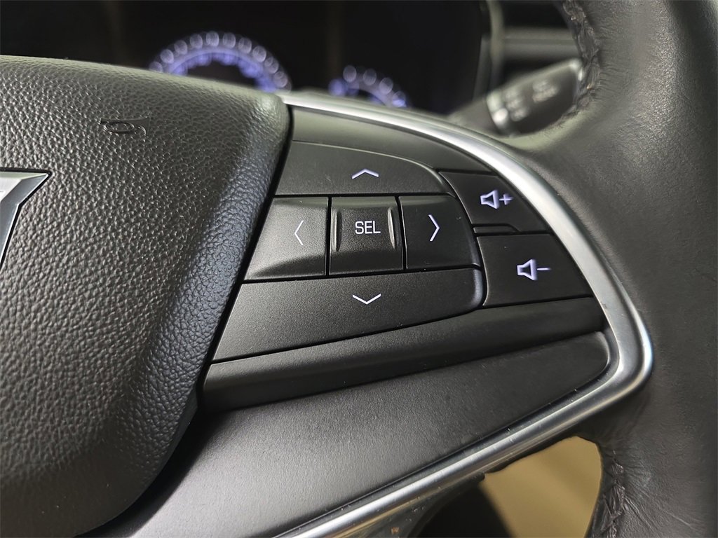 Used 2018 Cadillac XT5 Luxury image 21