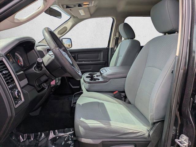 Used 2018 RAM 1500 Express w/ Black Ram 1500 Express Group AWD/4WD image 15