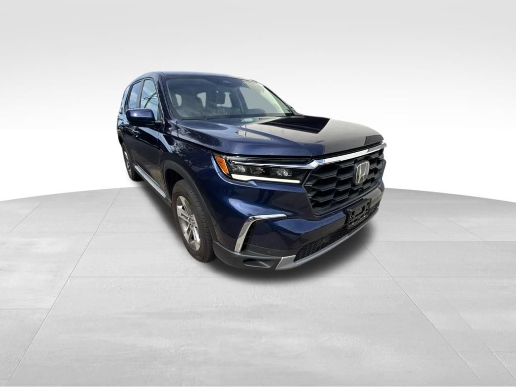 Used 2025 Honda Pilot EX-L image 8