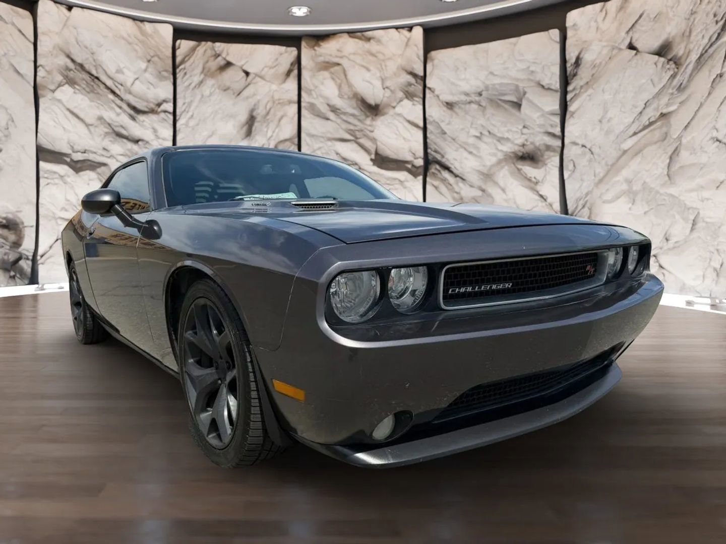 Used 2013 Dodge Challenger R/T Plus image 3