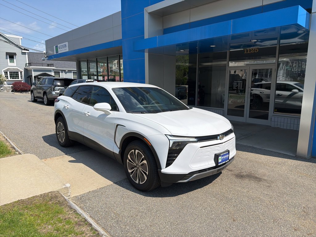 New 2025 Chevrolet Blazer EV LT AWD/4WD image 7