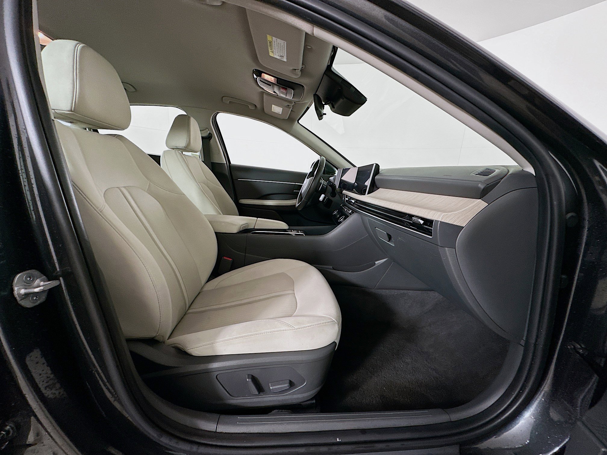 Used 2025 Hyundai Sonata SEL image 29