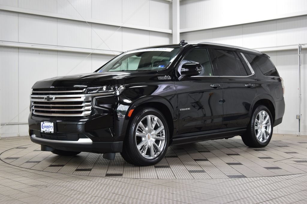 Used 2023 Chevrolet Tahoe High Country AWD/4WD image 3