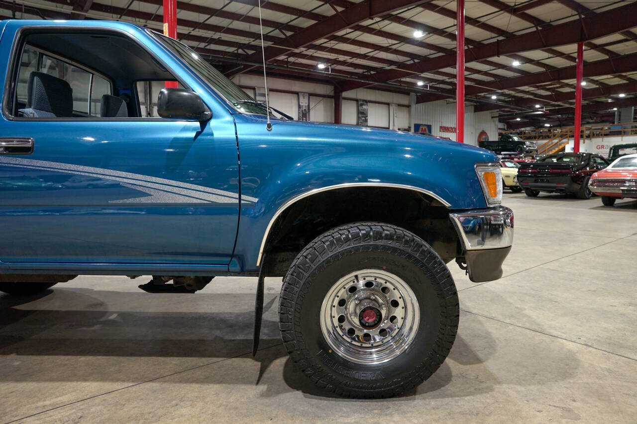 Used 1995 Toyota Pickup DX AWD/4WD image 11