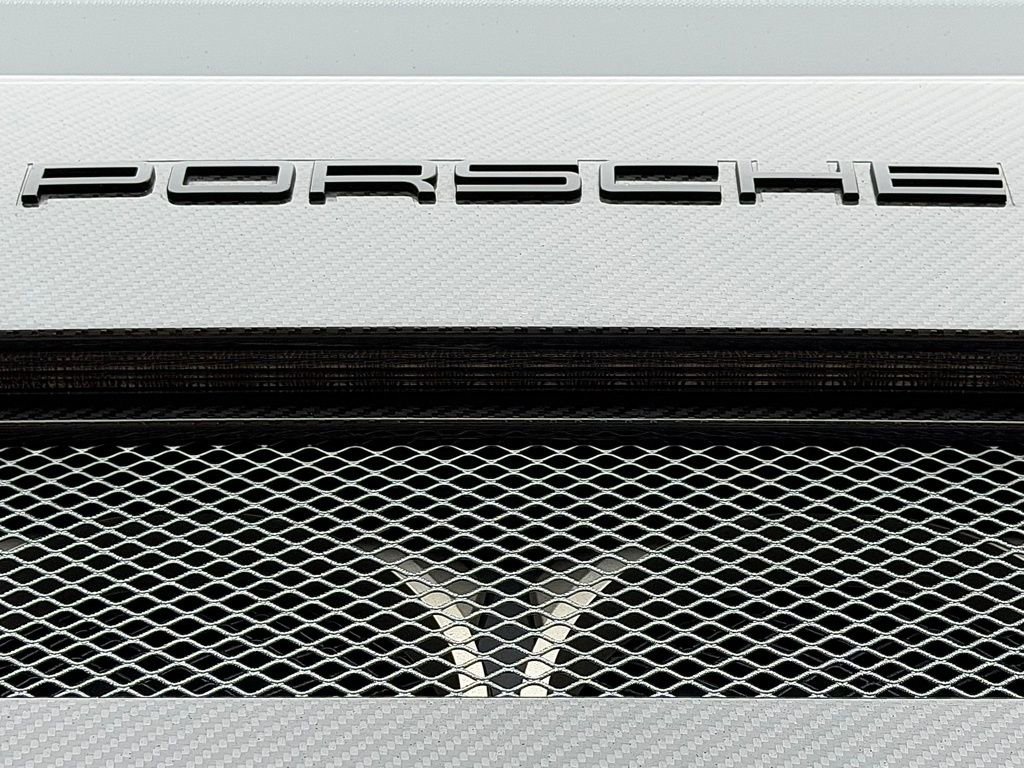 Certified 2018 Porsche 911 GT2 RS image 32