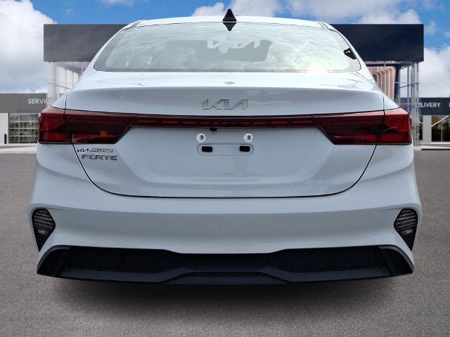 Certified 2023 Kia Forte LXS w/ LXS Technology Package FWD image 5