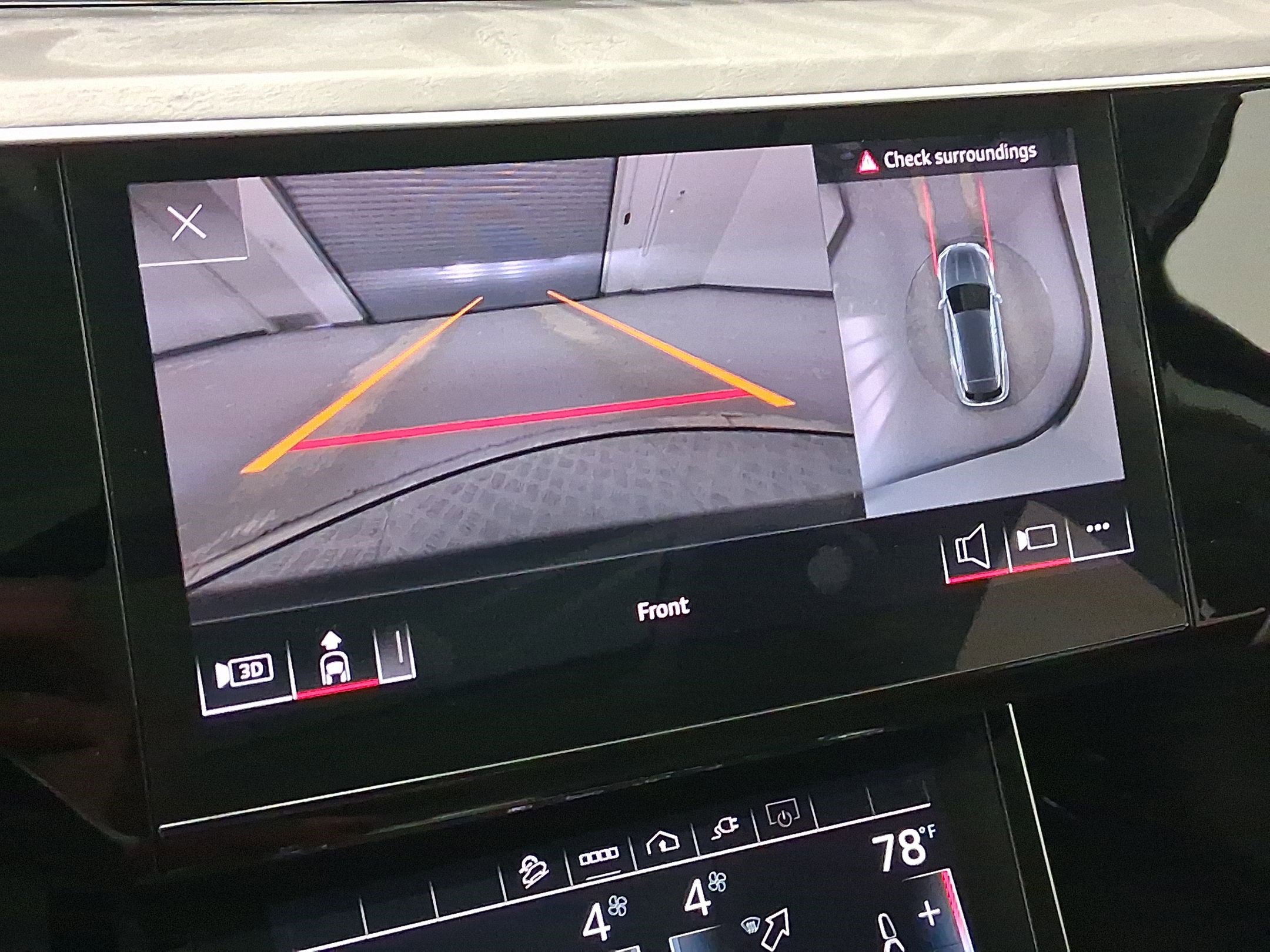 Used 2024 Audi Q8 e-tron Premium Plus w/ Premium Plus Package image 24