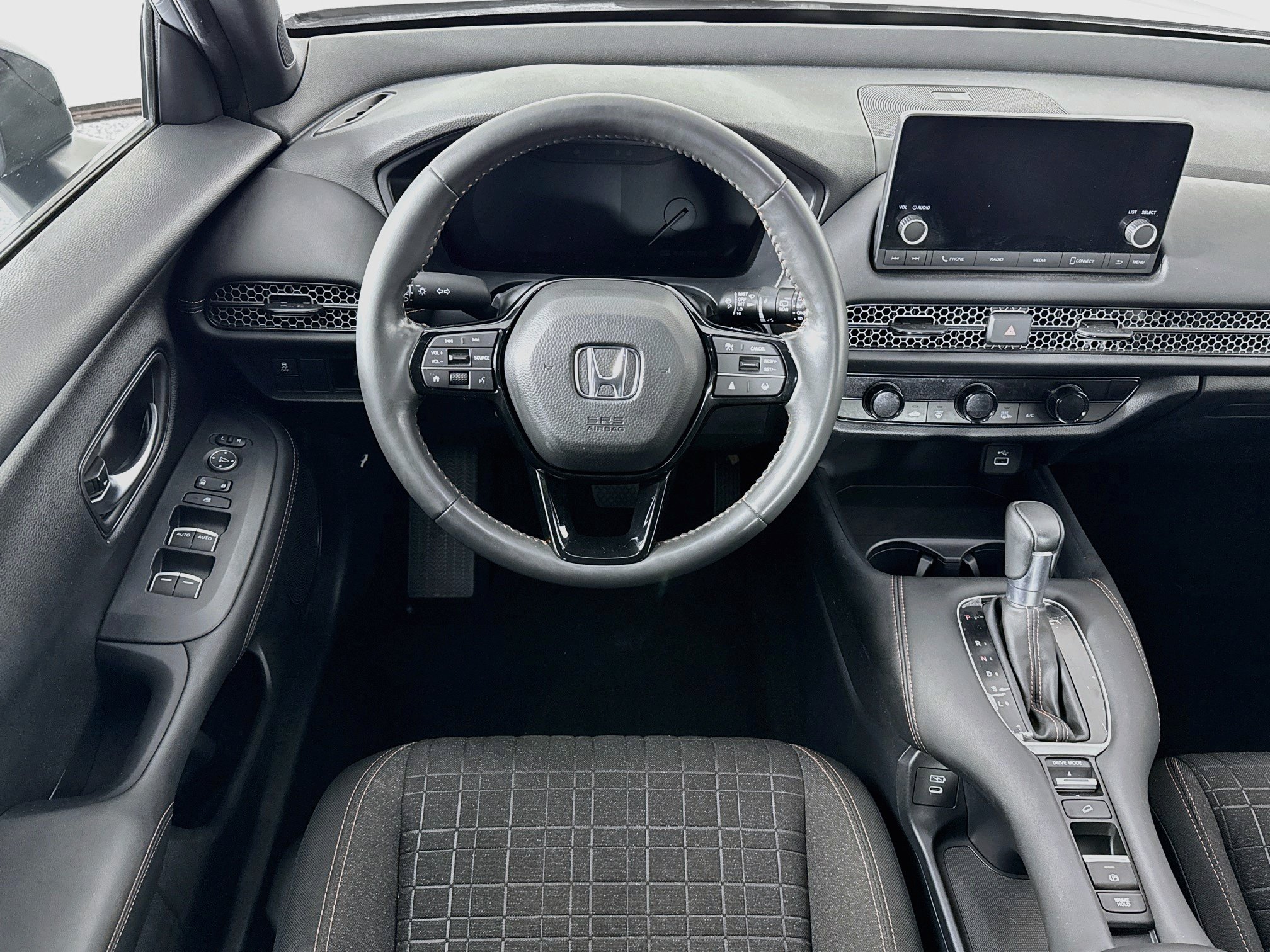 Certified 2024 Honda HR-V Sport image 21