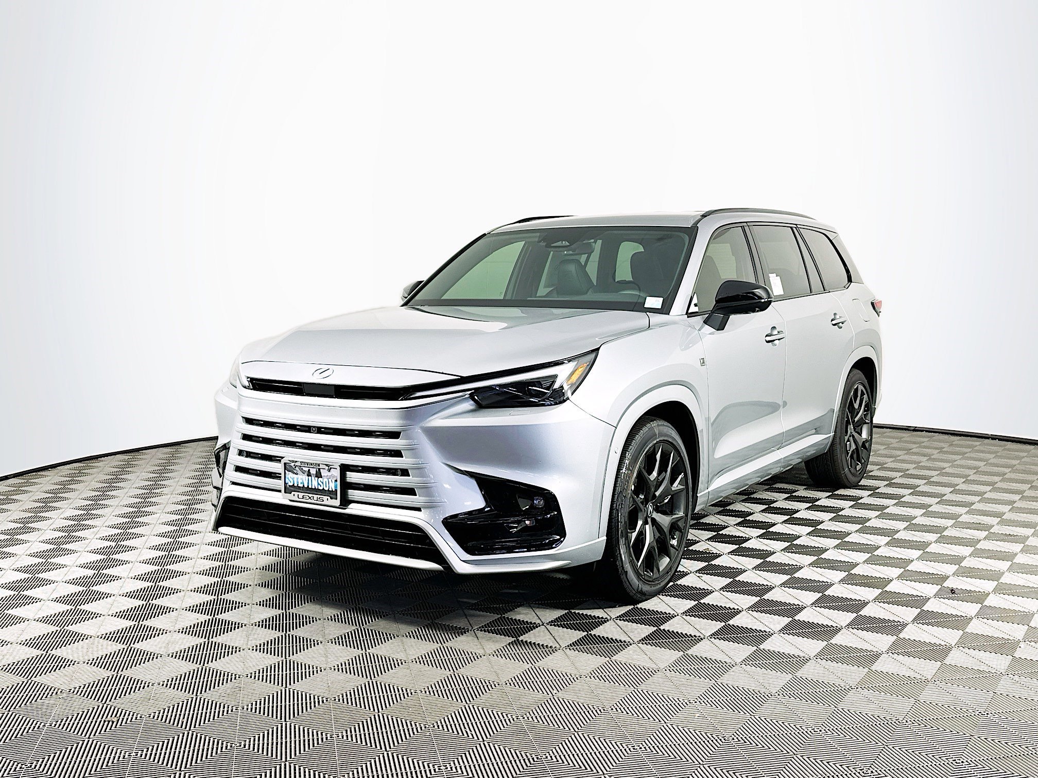 New 2026 Lexus TX 500h AWD image 3