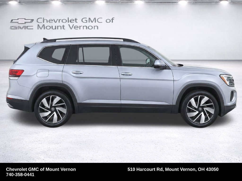 Used 2025 Volkswagen Atlas SE AWD/4WD image 9