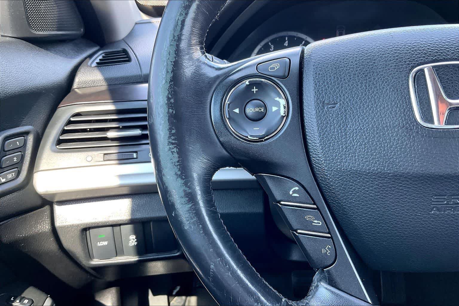 Used 2013 Honda Crosstour EX-L image 23