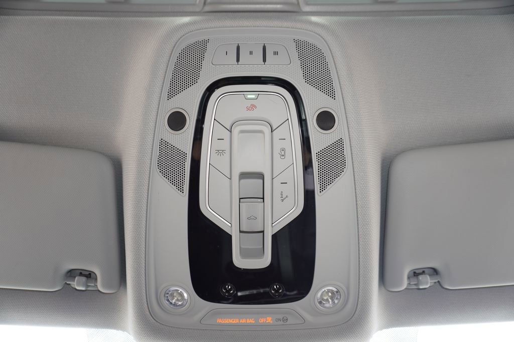 Used 2019 Audi A4 2.0T Premium w/ Convenience Package image 21