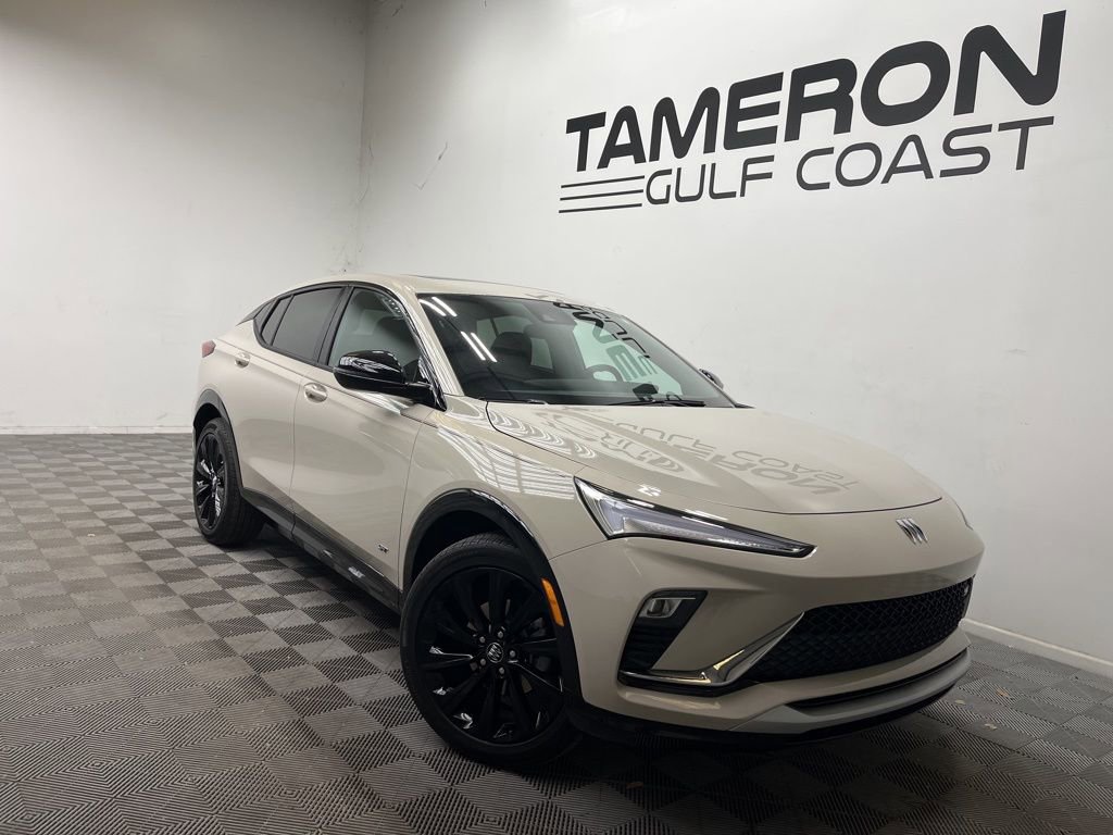 Used 2026 Buick Envista Sport Touring w/ Studio Series FWD image 1