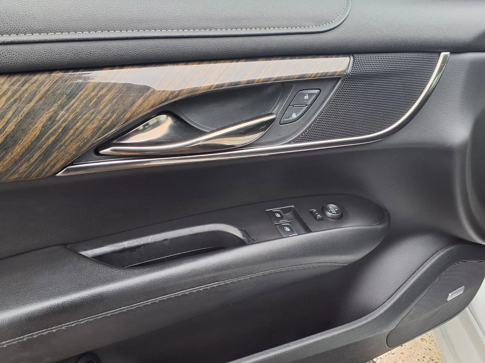 Used 2019 Cadillac ATS 2.0T AWD Coupe image 15