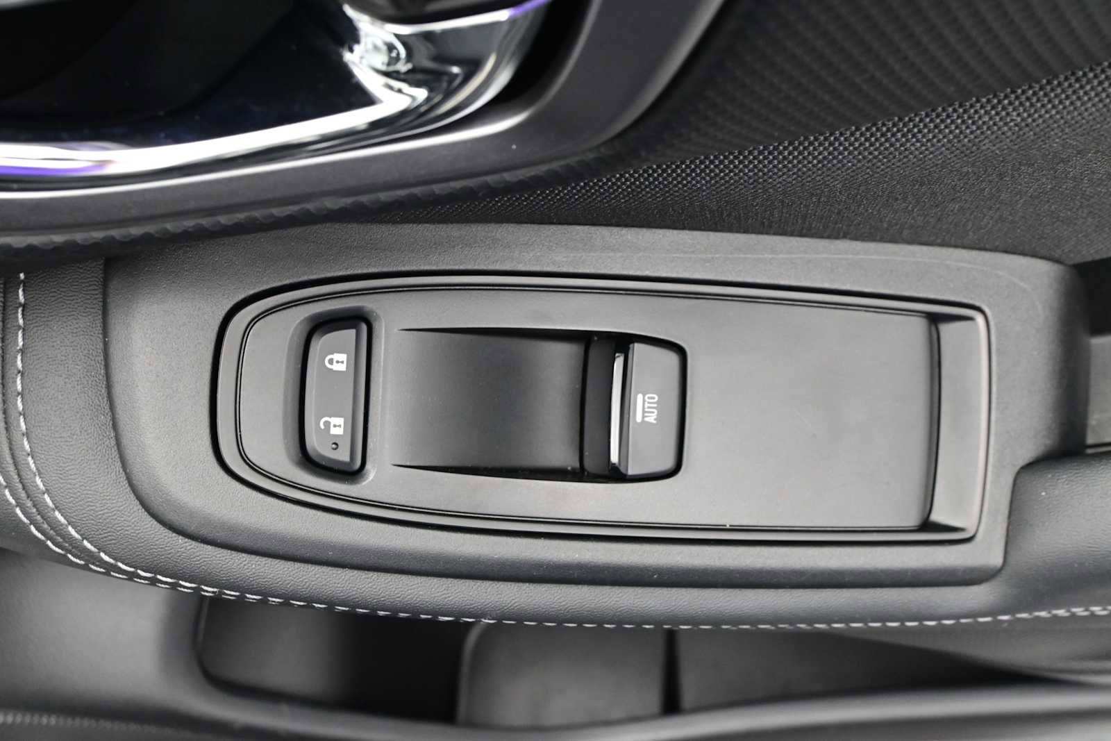 Certified 2022 Subaru Forester Premium AWD/4WD image 43