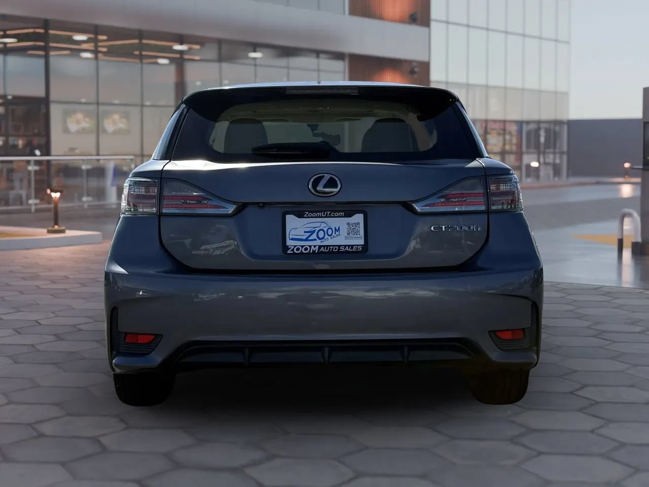Used 2015 Lexus CT 200h w/ Navigation Package FWD image 7