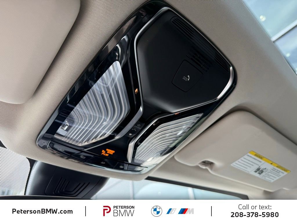 Used 2021 BMW X7 xDrive40i w/ Cold Weather Package image 38